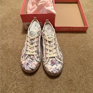 Sam & Libby Floral Sneakers - Cream and Purple